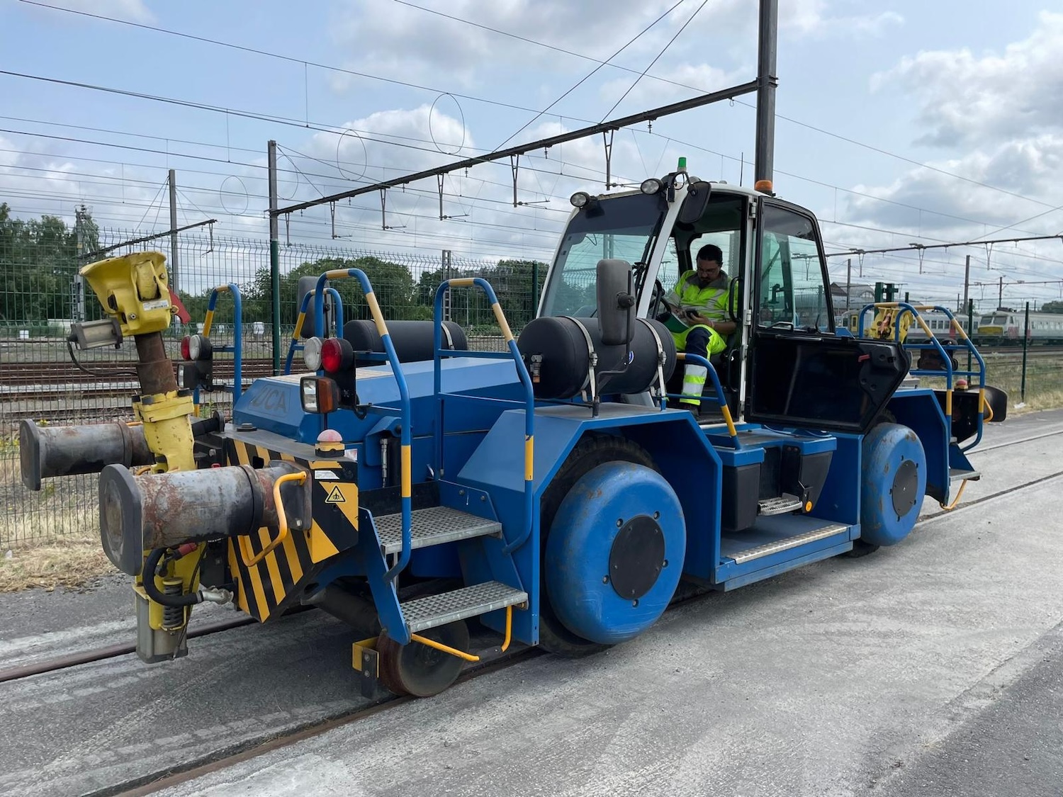 PHOTO-2025-12-18-11-13-34