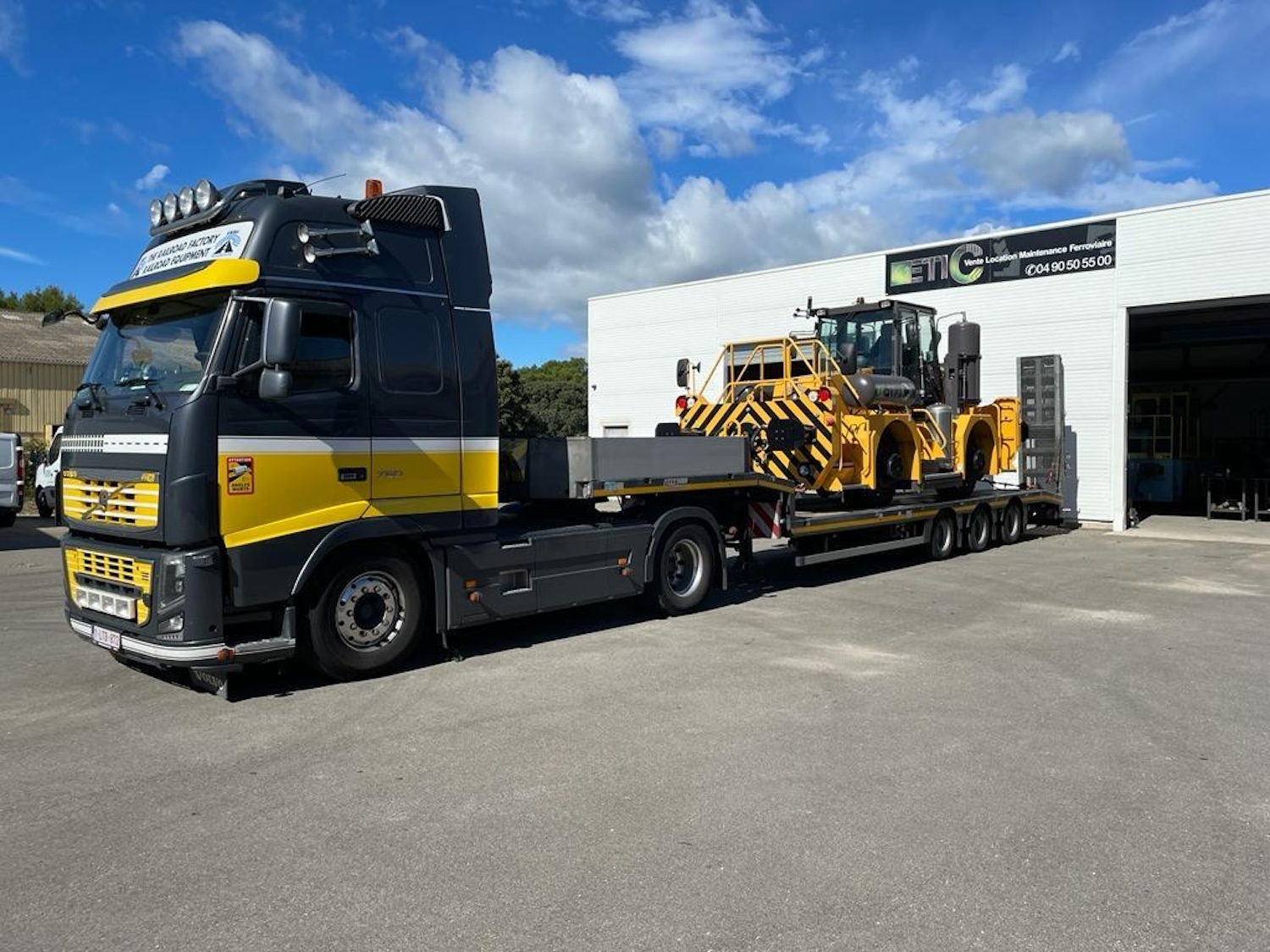 PHOTO-2025-12-18-11-17-22